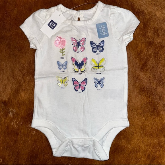 Summer Lot - Size 0-3M - Picture 3 of 16